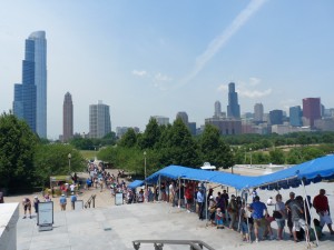 Long lines at the Shedd Aquarium during the weekends