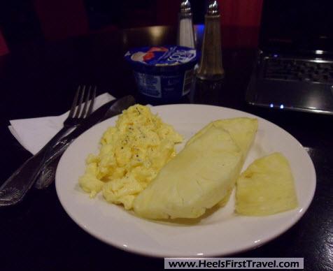 Breakfast at Sheraton Houston North Club Lounge